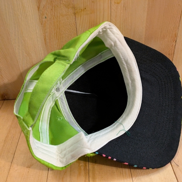 Retro Black and Green Graphic Cap - Picture 6 of 6